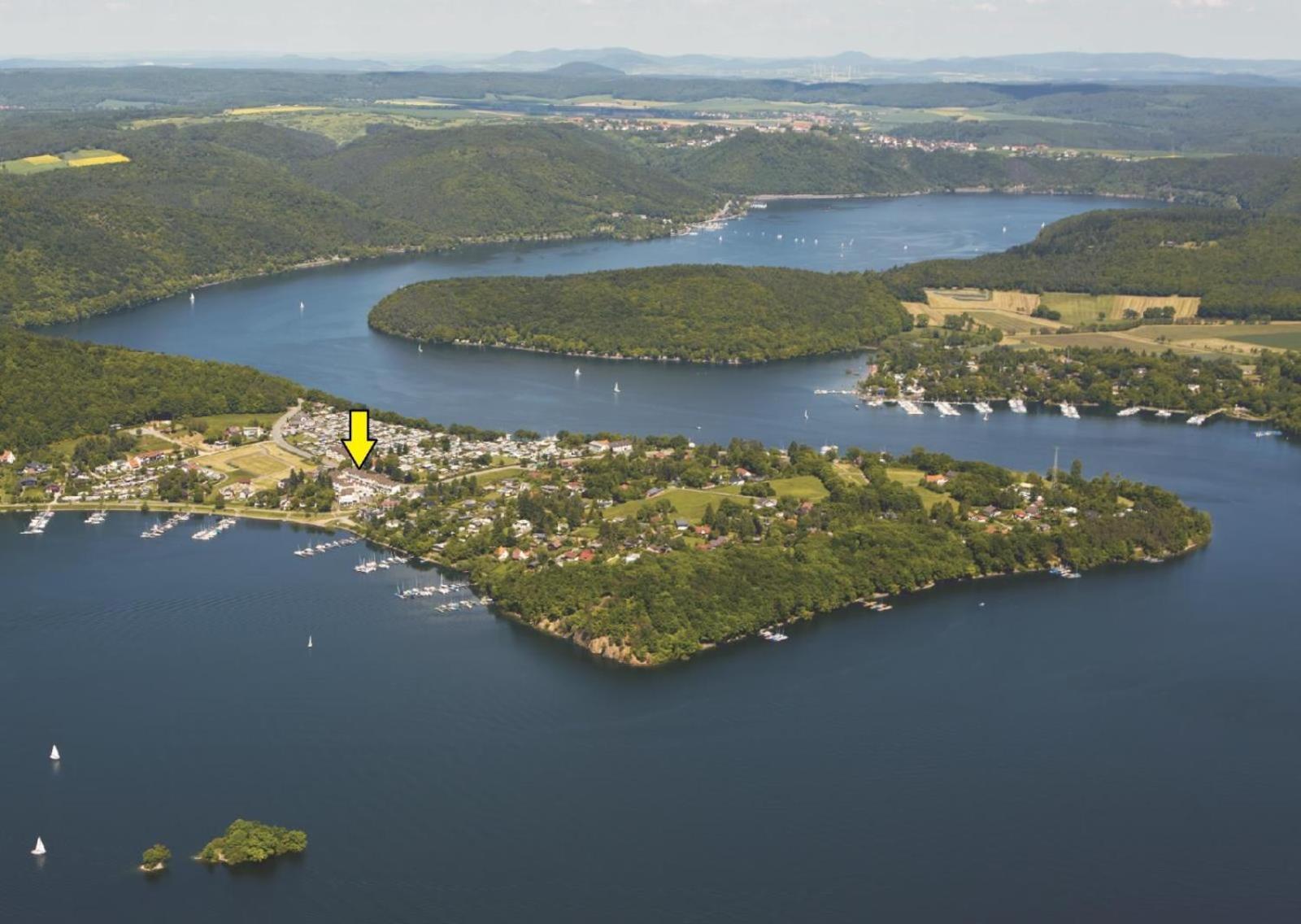 Seglerfewo Mit Traumhaftem Blick Vom Balkon Scheid  Экстерьер фото